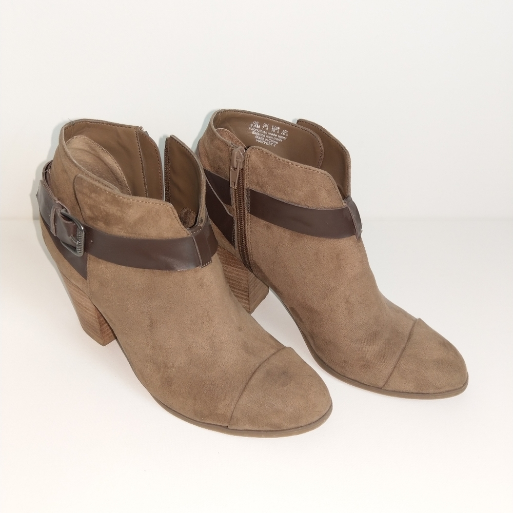 Carlos Santana Taupe Suede Boots, Size 9.5